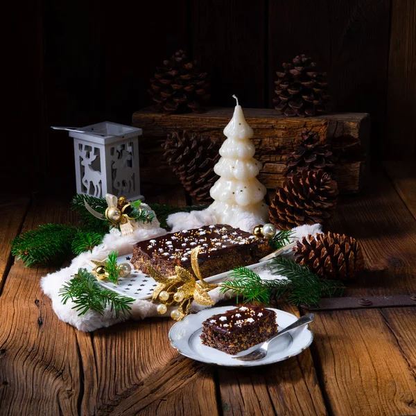 Gâteau Aux Graines Pavot Noël Chocolat Noix Raisins Secs — Photo