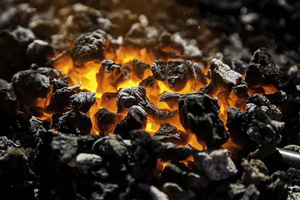 Rotglühender Kohlenstoff Einer Kohle Zum Kochen Detail Von Hitze Und — Stockfoto