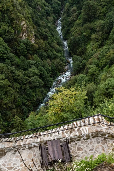从土耳其 Zilkale 城堡的美丽山谷的看法 — 图库照片