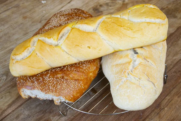 Fransız Ekmeği Baget Susam Fougasse Ile Çeşitli — Stok fotoğraf