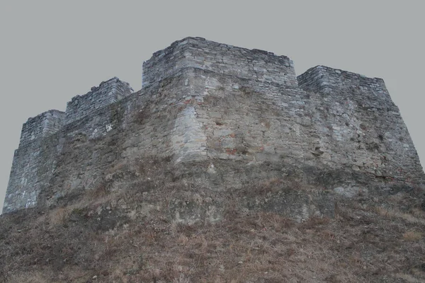 Die Mauern Der Antiken Festung Auf Einem Isolierten Hintergrund — Stockfoto