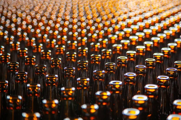 Γυάλινο Μπουκάλι Υφή Γυάλινο Μπουκάλι Στο Εργοστάσιο Για Την Παραγωγή — Φωτογραφία Αρχείου