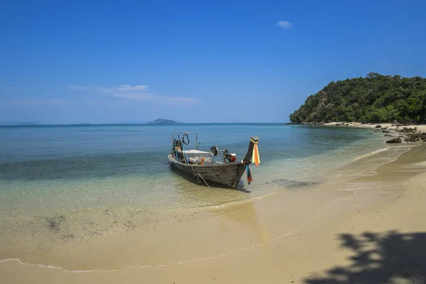 Thaïlande Koh Yao Yai Bateau Queue Longue Sur Une Plage — Photo