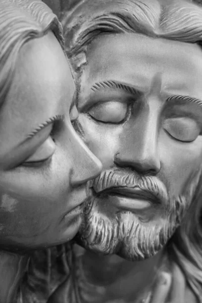 Flachrelief Bronze Das Das Mitleid Michelangelos Darstellt Gesichter Der Mutter — Stockfoto