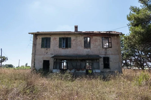 Grungy Fundo Papel Parede Desgastado Detalhes Fachada Casa Abandonada Com — Fotografia de Stock