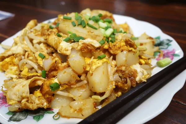 Bolo Cenoura Arroz Frito Com Brotos Feijão Prato Local Malásia — Fotografia de Stock