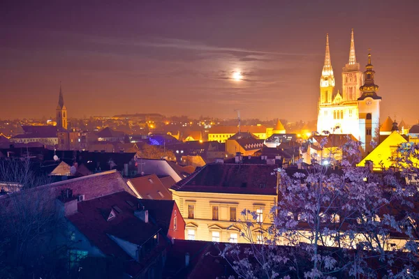 Zobrazit Záhřeb Katedrála Adventní Večerní Panoráma Slavné Památky Chorvatského Hlavního — Stock fotografie