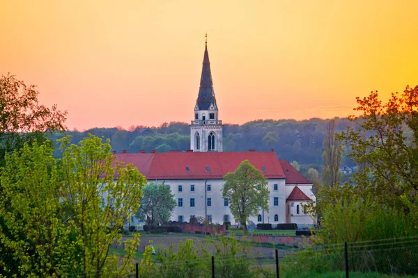 Catedral Católica Griega Krizevci Vista Del Atardecer Región Prigorje Croacia — Foto de Stock