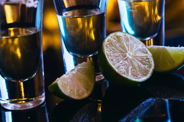 Verem Tequila Sóval Közelről Elmosódott Háttér — Stock Fotó