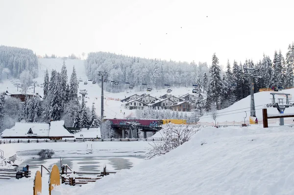 Station Montagne Bukovel Carpates Thème Des Sports Montagne Piste Ski — Photo