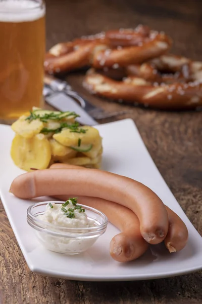 Close Salsichas Frankfurter Madeira Rústica — Fotografia de Stock