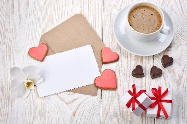 Copa Café Galletas Chocolates Forma Corazón Cajas Regalo Chapas Blanco — Foto de Stock