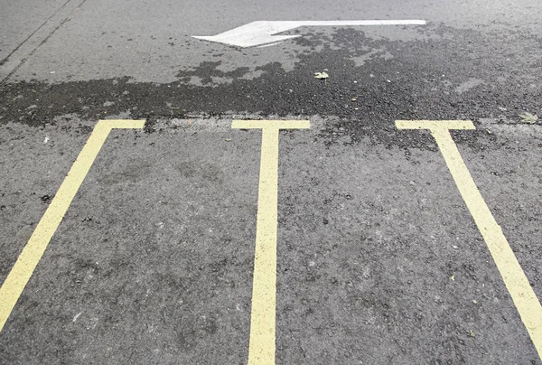 Sinais Estacionamento Asfalto Circulação Sinal Detalhe — Fotografia de Stock