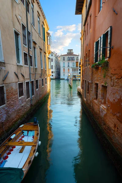 Rue Vénitienne Sur Grand Canal Matin Été — Photo