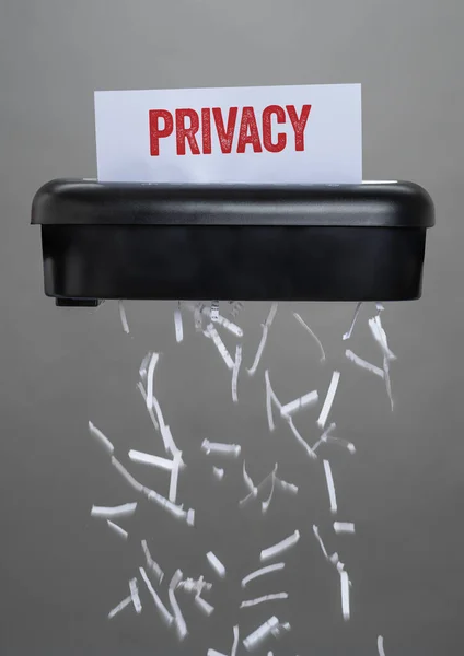 Una Trituradora Destruyendo Documento Privacidad —  Fotos de Stock
