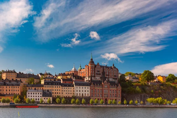 Malerischen Sommer Blick Auf Sodermalm Waterfront Der Altstadt Stockholm Hauptstadt — Stockfoto