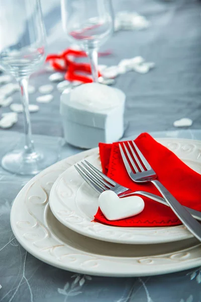 День Святого Валентина Таблиці Пластина Двома Вилки Серця Валентина Dinner — стокове фото