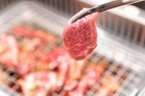 Parrilla Japonesa Wagyu Premium Yakiniku Carne Res Con Carbón Rojo — Foto de Stock