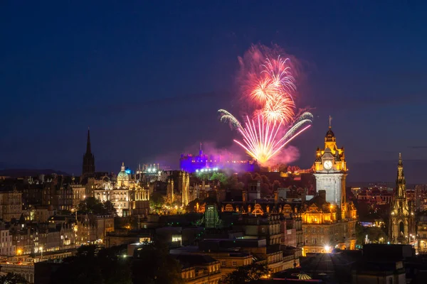 Firework Edinburg Castle — Stock Photo, Image