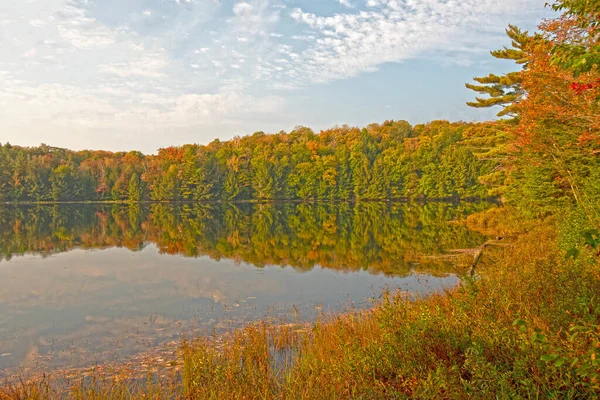 Herbstfarben Morgen Auf Dem Mayflower Lake North Woods Des Arrowhead — Stockfoto