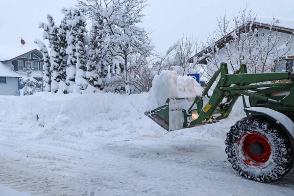 Snow Clearing Road Tractor Winter Road Village Cleared Tractor — Stock Photo, Image