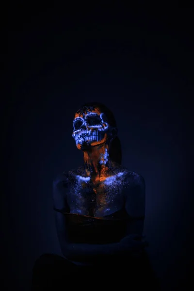 Girl Face Painted Fluorescent Colors Looks Neon Glowing Skull — Stock Photo, Image
