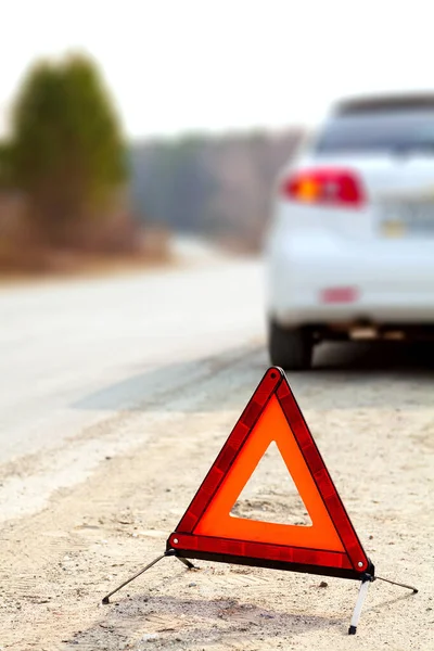White Car Red Triangle Warning Sign Road — Stock Photo, Image