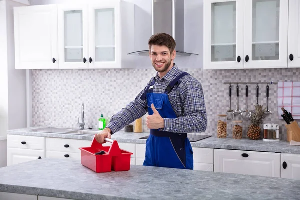 Hombre Feliz Reparador Con Caja Herramientas Gestos Pulgares Hacia Arriba — Foto de Stock