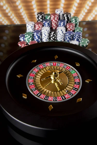 Roulette Hjul Som Körs Ett Kasino Marker Poker — Stockfoto