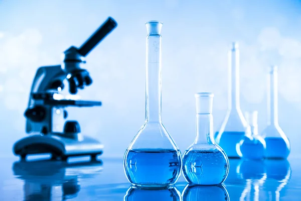 Лабораторні Дослідження Розробки Науковий Скляний Посуд Хімічного Експерименту — стокове фото