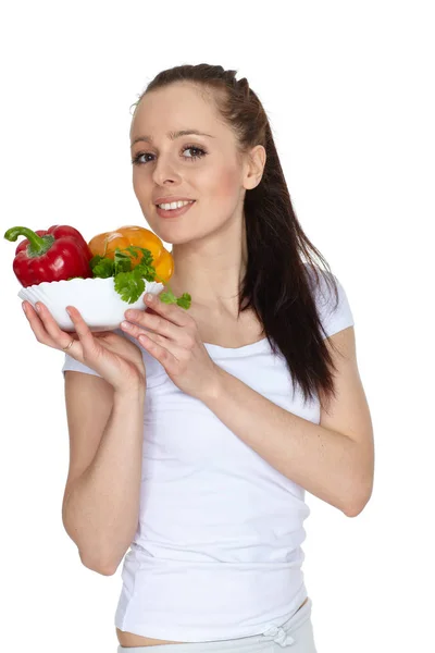 年轻美丽的女人 背景是白色的新鲜蔬菜 健康食品的概念 — 图库照片
