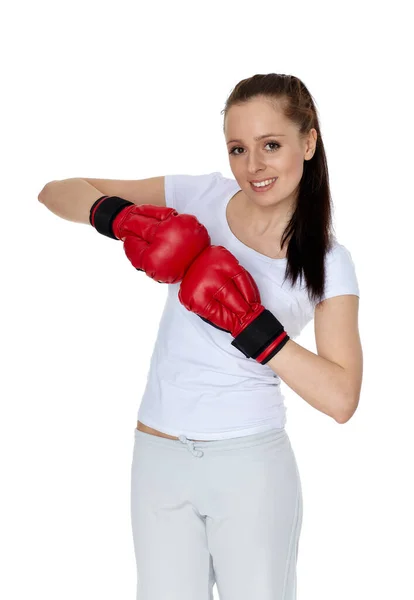 Mujer Joven Deportiva Con Guantes Combate Rojos Sobre Fondo Blanco — Foto de Stock