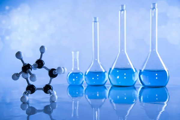 Laboratorní Výzkum Vývoj Vědecké Sklo Pro Chemické Experimenty — Stock fotografie