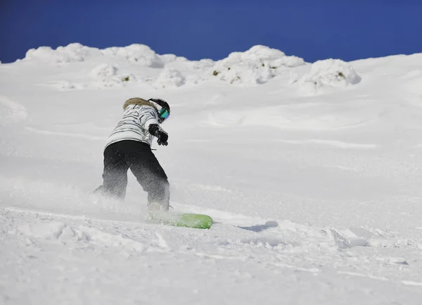 Snowboard Kvinna Racing Nedförsbacke Och Freeride Pulver Snö Vintern Säsong — Stockfoto