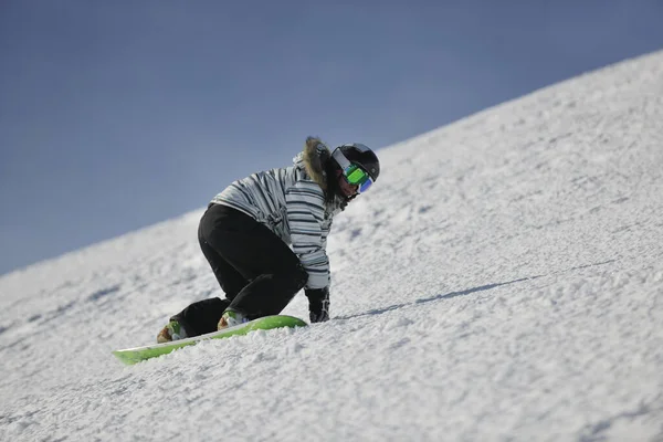 Snowboard Vrouw Race Afdaling Helling Freeride Poeder Sneeuw Winter Seizoen — Stockfoto