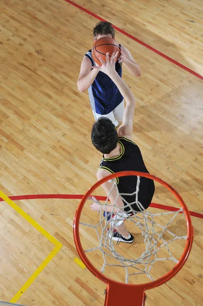 Soutěž Cencept Lidmi Kteří Hrají Basketbal Školní Tělocvičně — Stock fotografie
