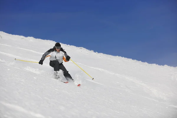 Herren Skifreifahrt Zur Wintersaison Bei Schönem Sonnenschein Und Pulverschnee — Stockfoto