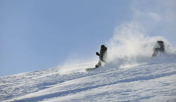 Freestyle Snowboard Ugrás Lovagolni Ingyenes Stílus Napsütéses Téli Napon Hegyen — Stock Fotó