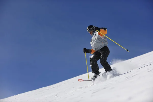 Homme Ski Free Ride Descente Saison Hiver Par Belle Journée — Photo