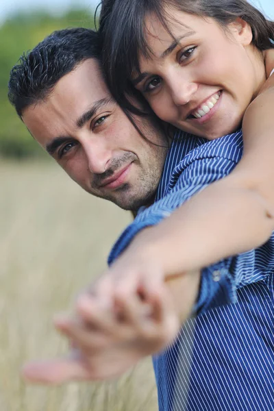 Happy Young Couple Have Romantic Time Outdoor While Smiling Hug — Stock Photo, Image