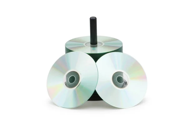白に分離されたCdディスクのスピンドル — ストック写真
