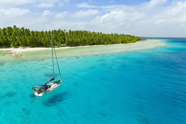 Barca Vela Acqua Mare — Foto Stock