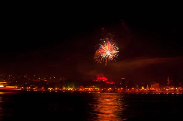Πυροτεχνήματα Κατά Rhein Στο Φεστιβάλ Flammen Bingen — Φωτογραφία Αρχείου