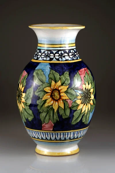 Keramická Váza Izolované Černém Pozadí — Stock fotografie