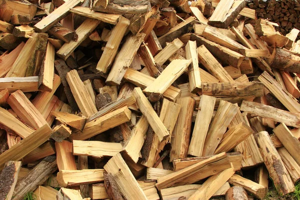 Haufen Brennholz Holzmaterial — Stockfoto