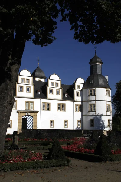 Malerischer Blick Auf Die Majestätische Mittelalterliche Burgarchitektur — Stockfoto