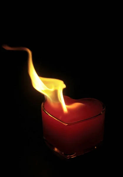 Heart Shaped Glass Bowl Filled Burning Red Fluid Studio Photography — Stock Photo, Image