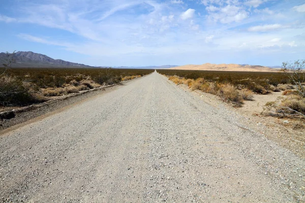 Long Desert Highway Leading Mojave Desert California Usa — Stock Photo, Image