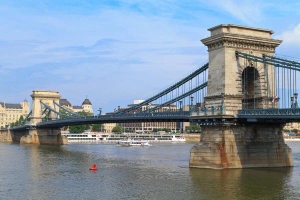 Budapest Chain Bridge Sobre Danubio Hungría —  Fotos de Stock