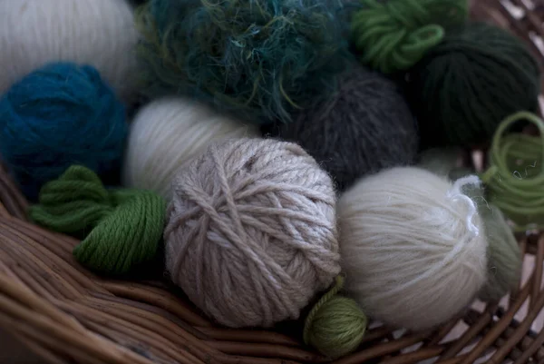 Balls Wool Different Soft Fluffy Rough Textures Shades Green White — Stock Photo, Image